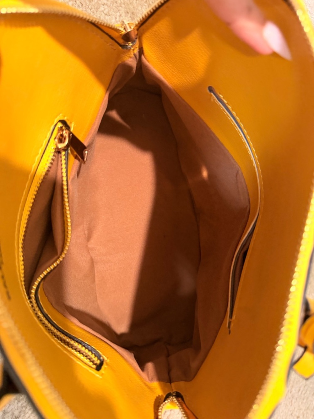 Balenciaga Yellow Leather Logo Dome Satchel with Black Print - Picture 3 of 7